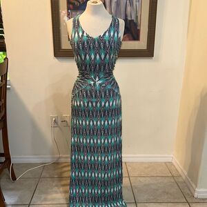 NWT Tart Turquoise/Black Patterned Maxi Dress Size Small